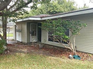 703 Lilac St, La Marque, TX 77568