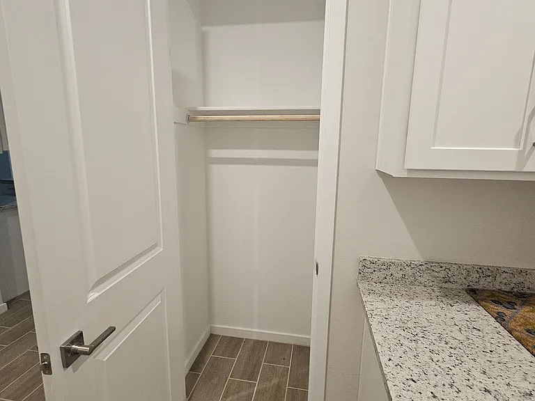 23011 W Potter Dr — Photo 8