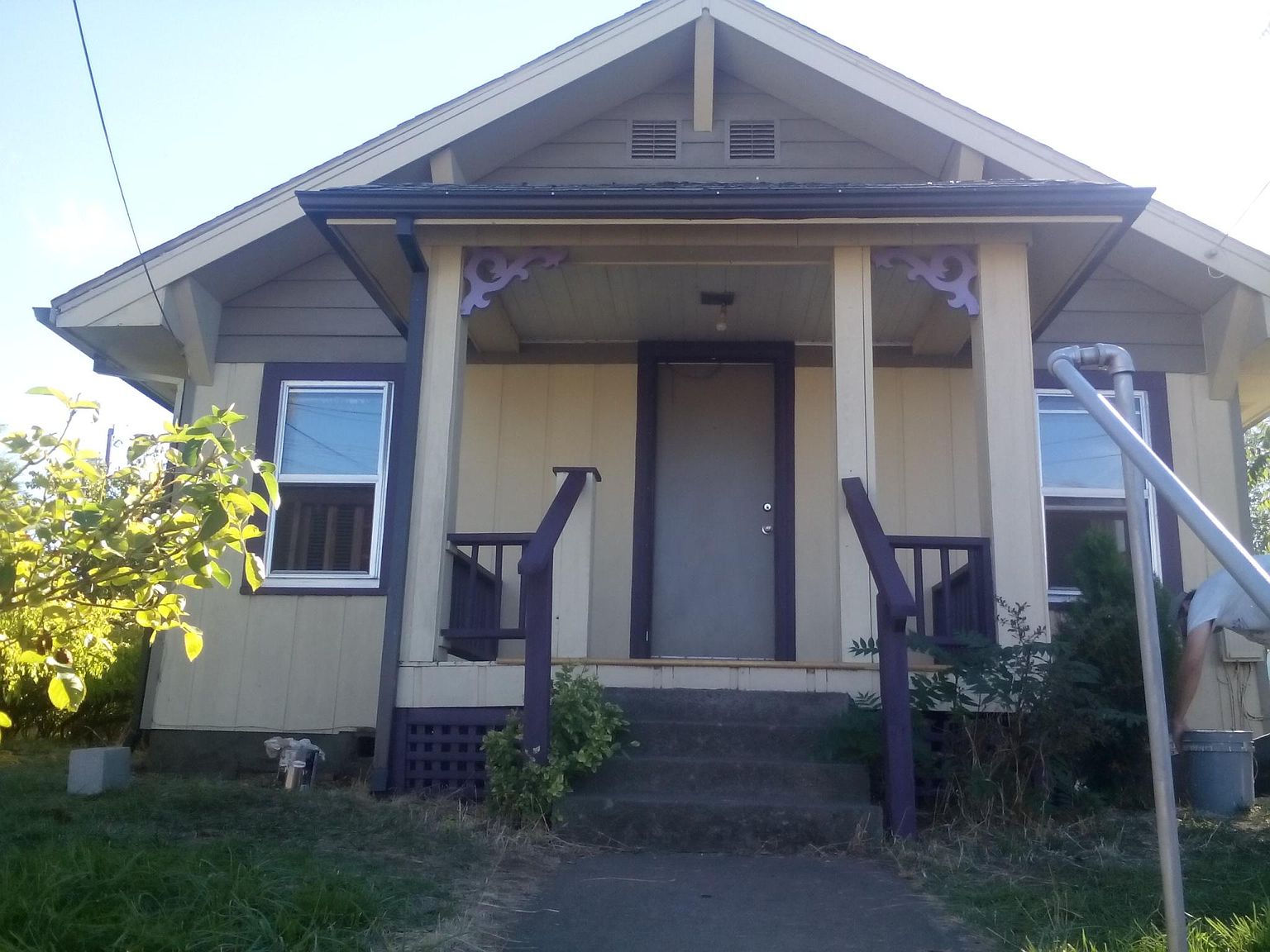 1204 E 11th St, The Dalles, OR 97058 Zillow