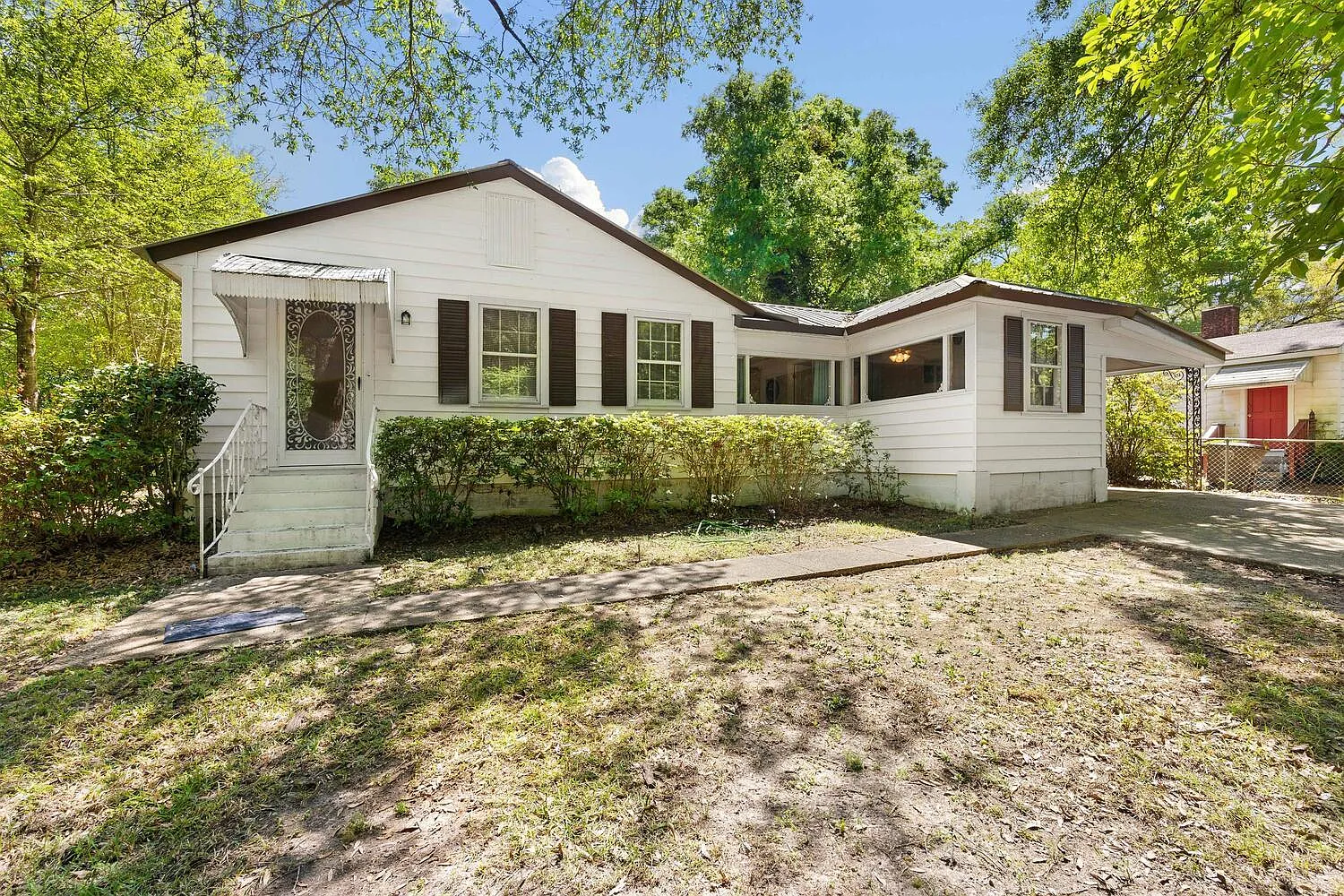 3 bed, 1290 sqft, $1,500 — Photo 1