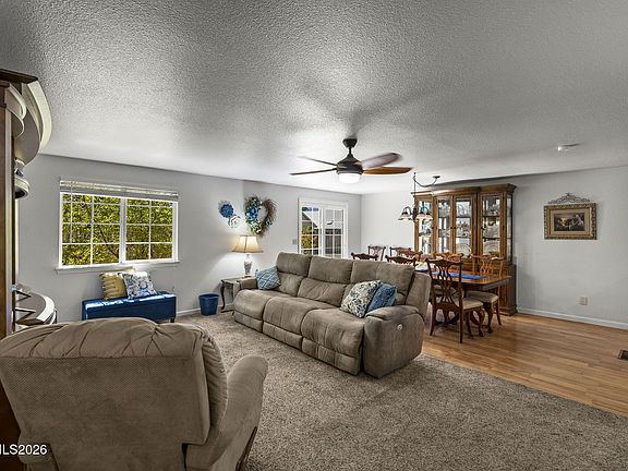 4th image of 610 Victoria Ct