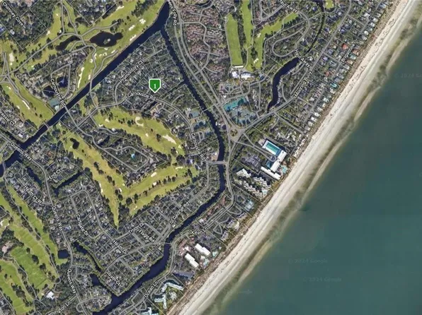2 Hunt Club Ct, Hilton Head Island, SC 29928