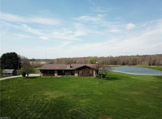 4481 Davis Peck Rd, Farmdale, OH 44417