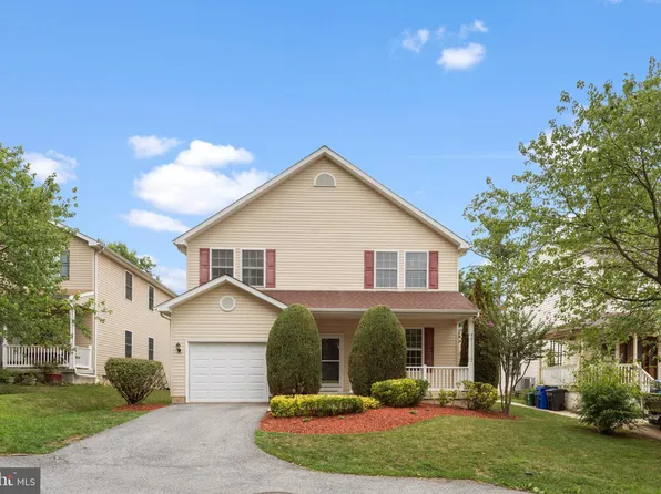 6456 Julie Ann Dr, Hanover, MD 21076