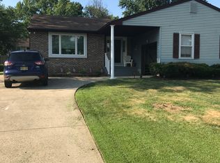 990 Kingston Dr, Cherry Hill, NJ 08034