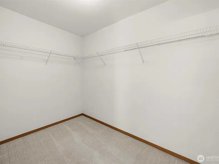 11003 Pansy Pl NW — Photo 23