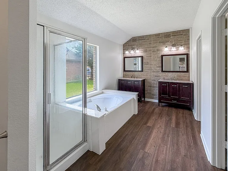 2517 Fairway View Dr — Photo 6
