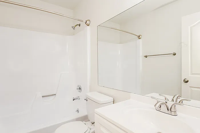 3143 W Julie Dr — Photo 14