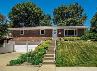 1879 Carter Rd, Dubuque, IA 52001