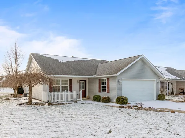 313 Heritage Cir, Bucyrus, OH 44820