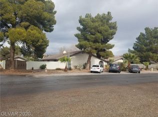 3590 E Rochelle Ave, Las Vegas, NV 89121