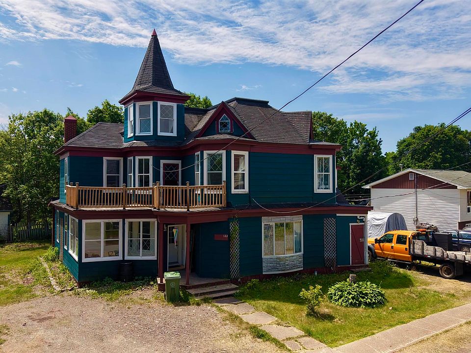1st image of 122 Queen St