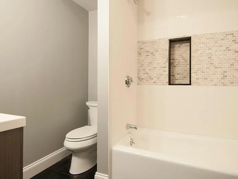 6 Rockledge St #B — Photo 16