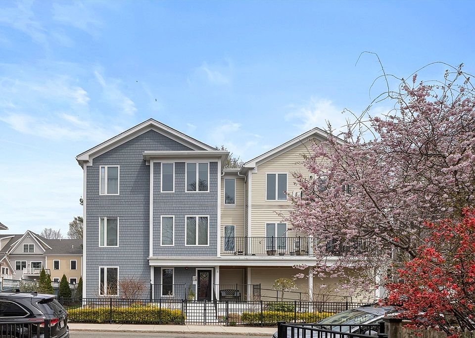 1st image of 6 Ashland St #2