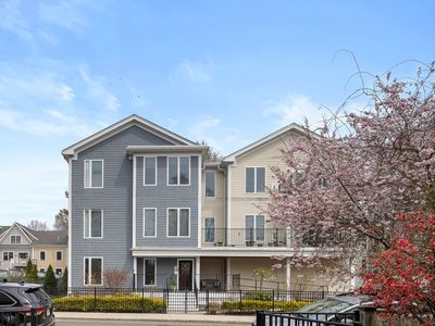 6 Ashland St #2, Dorchester, MA, 02122