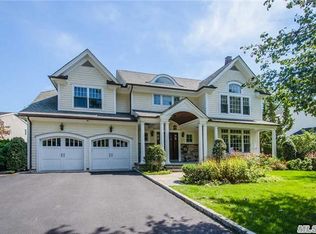 1531 Henry Rd, Wantagh, NY 11793