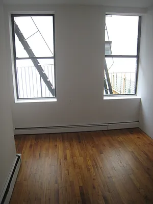 Rented by City Connections Realty | media 6