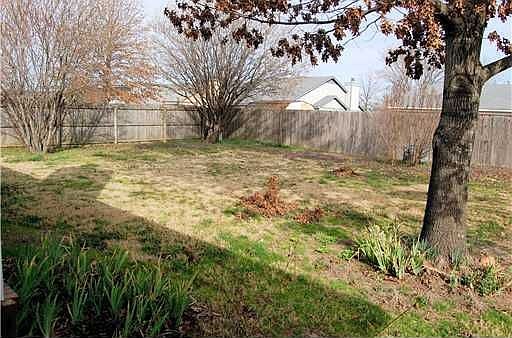 5th image of 3901 W Beechwood Dr