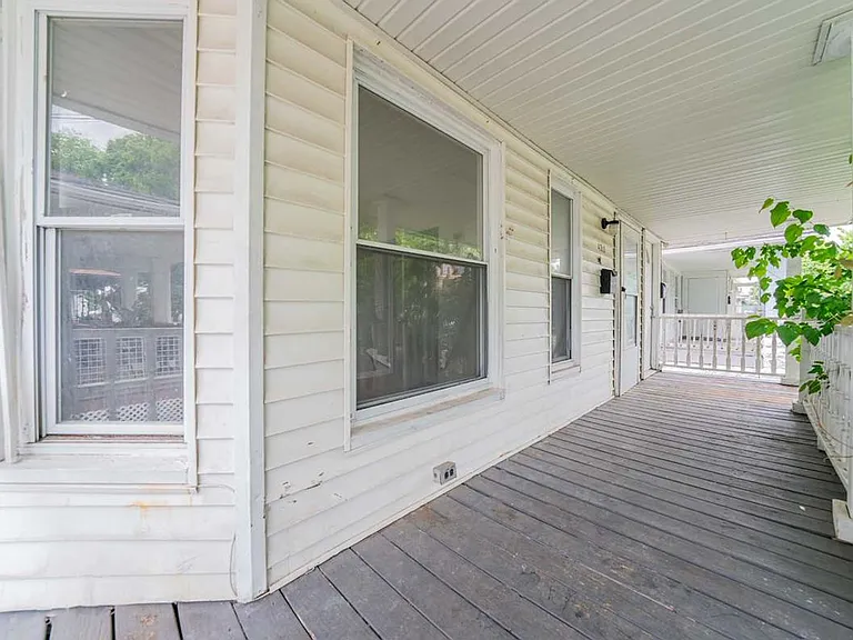 4310 Daisy Ave — Photo 56
