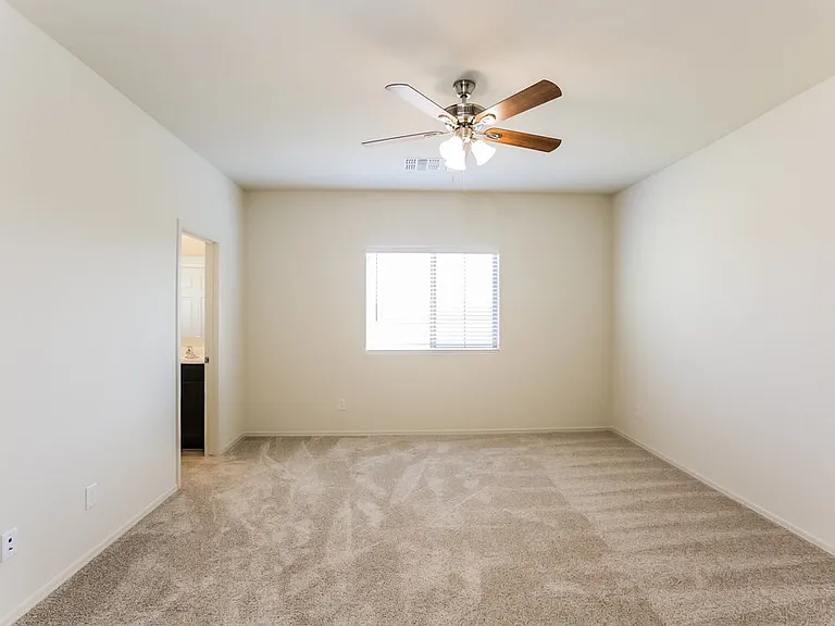 10804 W Bloch Rd — Photo 9
