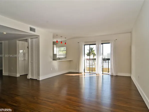 1617 Jefferson Ave APT 404, Miami Beach, FL 33139