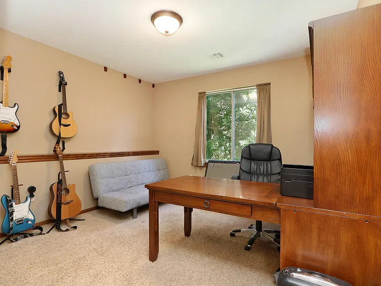 825 Laussac Dr — Photo 23