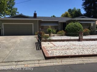 1746 N Oak St, Calistoga, CA 94515