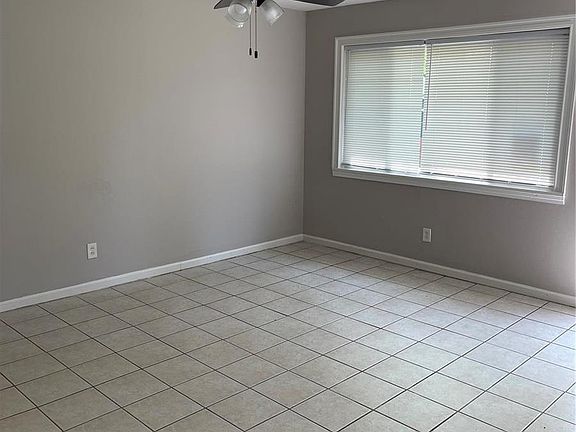 2nd image of 1255 Flicker Dr