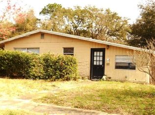 3143 Sandhurst Rd E, Jacksonville, FL 32277