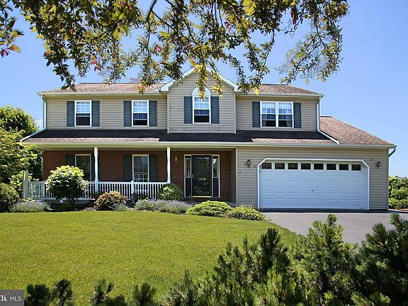 2nd image of 1816 Lake Dr #L-0268