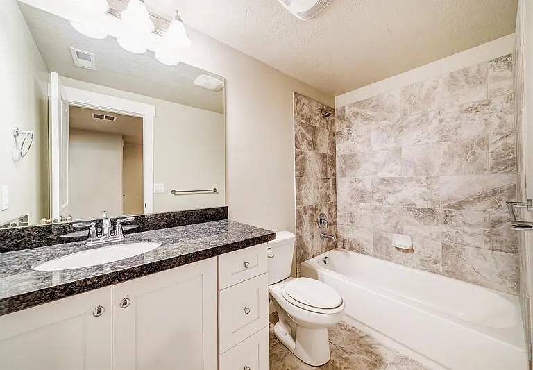 4431 W Glendon Dr — Photo 10
