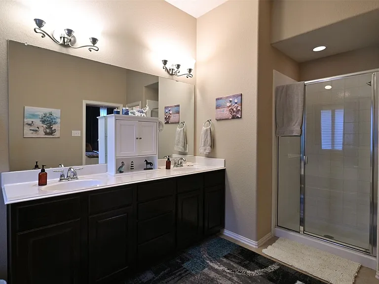 660 Payton Way — Photo 25