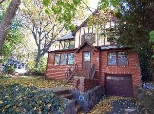199 Glenwood Ave, Leonia, NJ 07605
