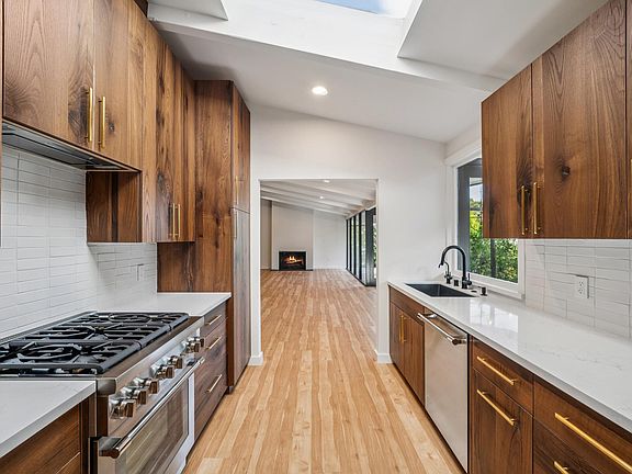 Kitchen (new Thermador gas range, dishwasher and refrigerator)