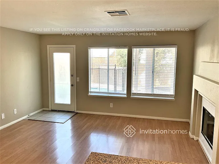7900 Turtle Cove Ave — Photo 4