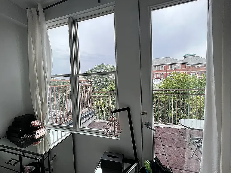 171 Suydam St #4R — Photo 4