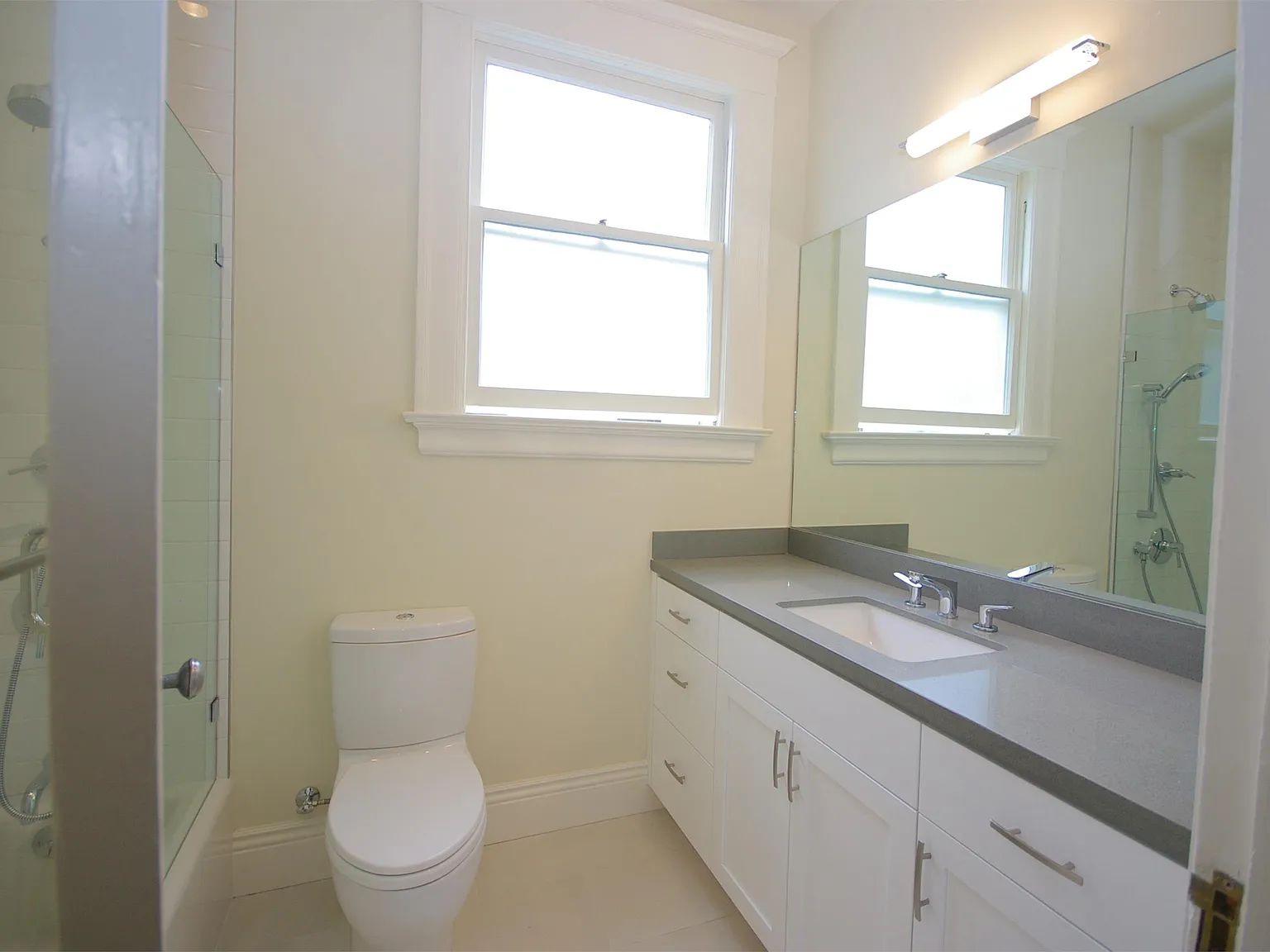 1674 Filbert - 5 — Photo 3
