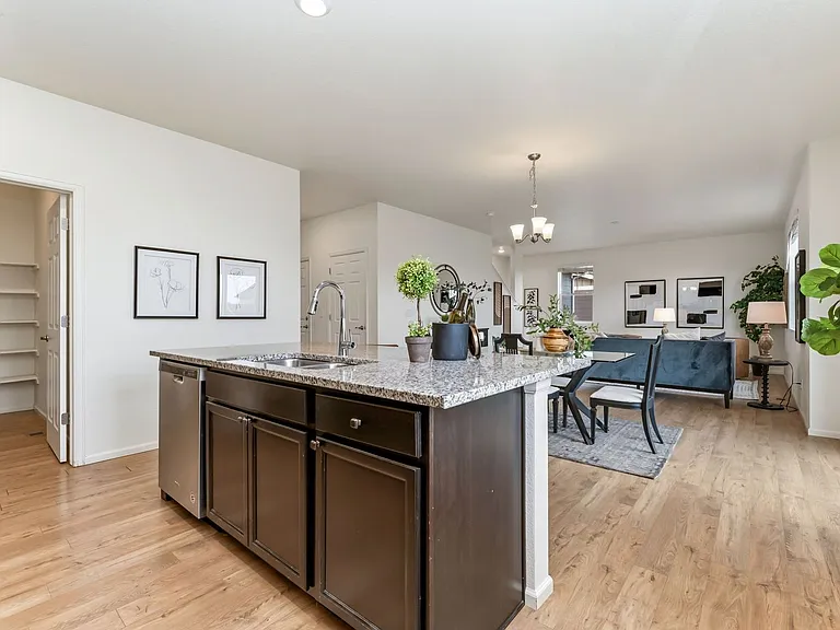 6818 Gateway Crossing St — Photo 9