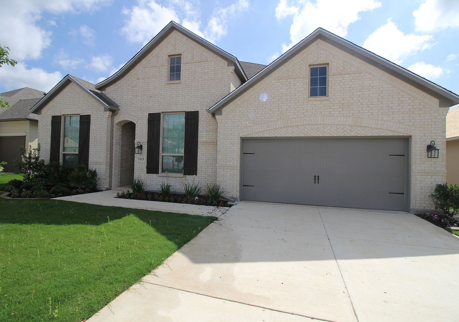 kiruakirua　1113 1113 Carriage Loop, New Braunfels, TX 78132 | Zillow