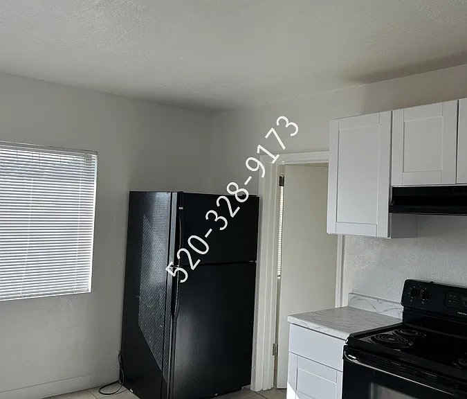 757 E Pastime Rd — Photo 4