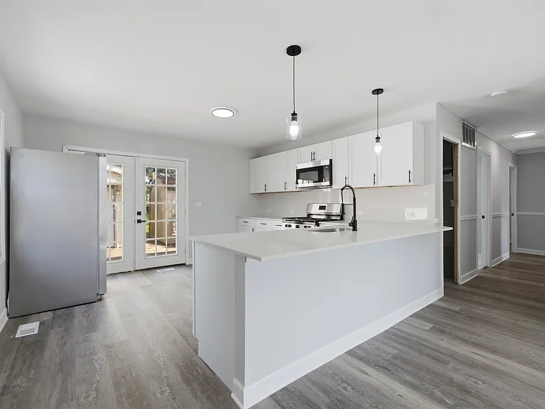 407 Laurel Ave — Photo 20