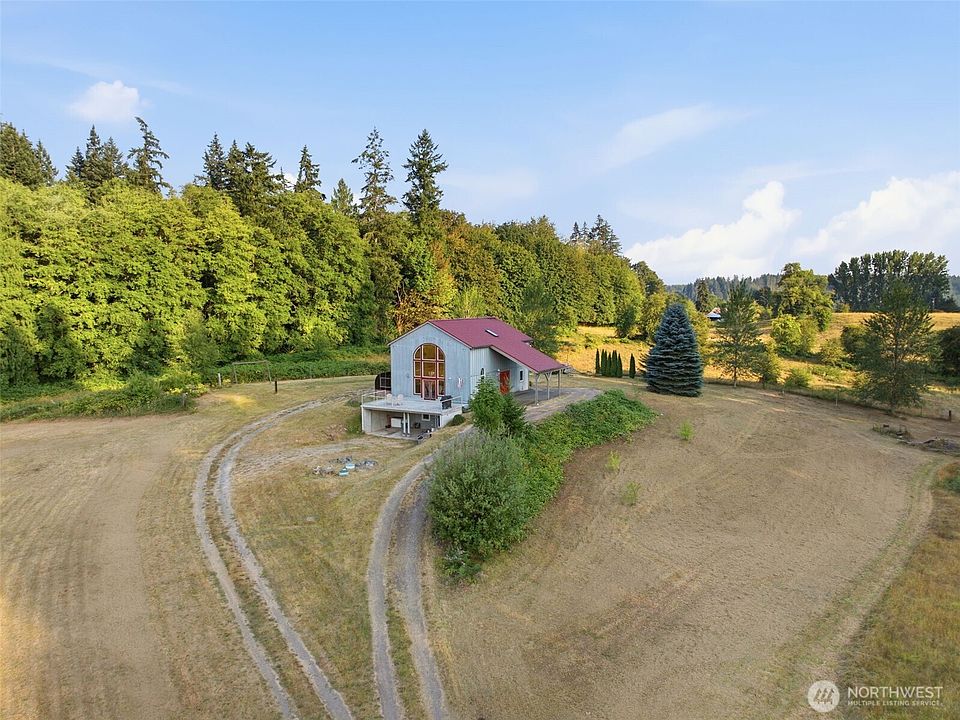 1st image of 400 SE Dogwood Road