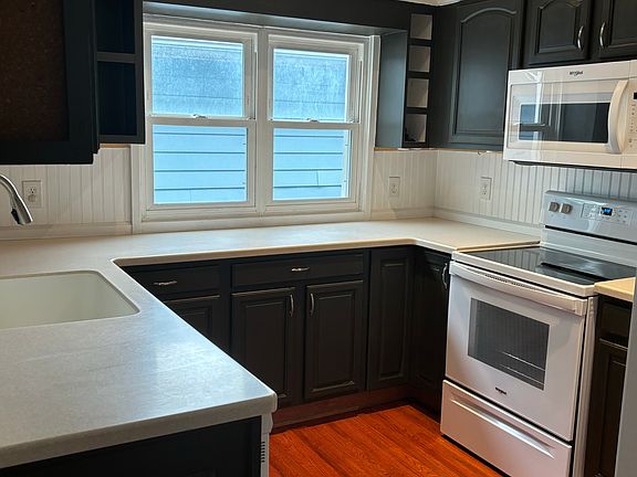 4th image of 396 Kinsey Ave Floor 1