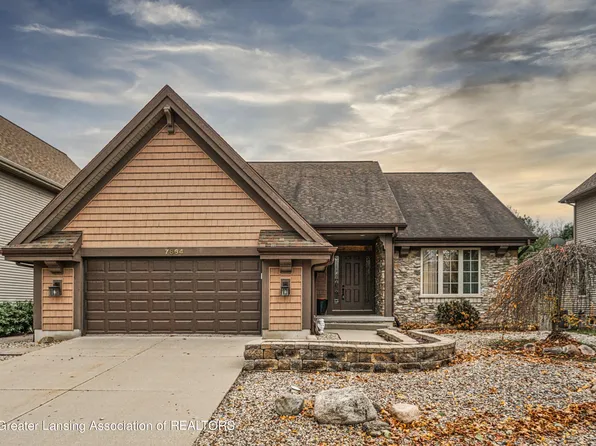 7864 Ashbrook Dr, Haslett, MI 48840