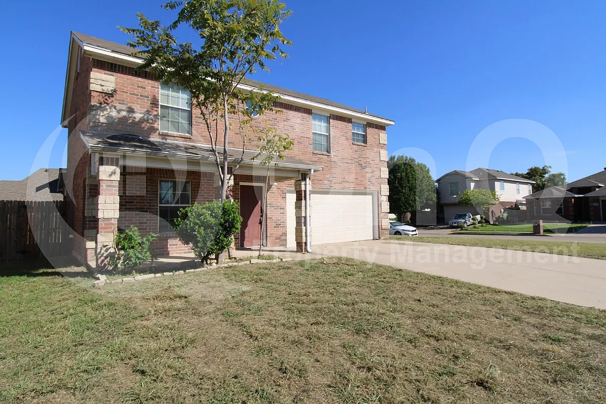 3 bed, 2.0 bath, 1542 sqft, $1,799 — Photo 3