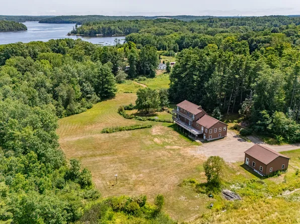 9 Hounds Way, Bath, ME 04530