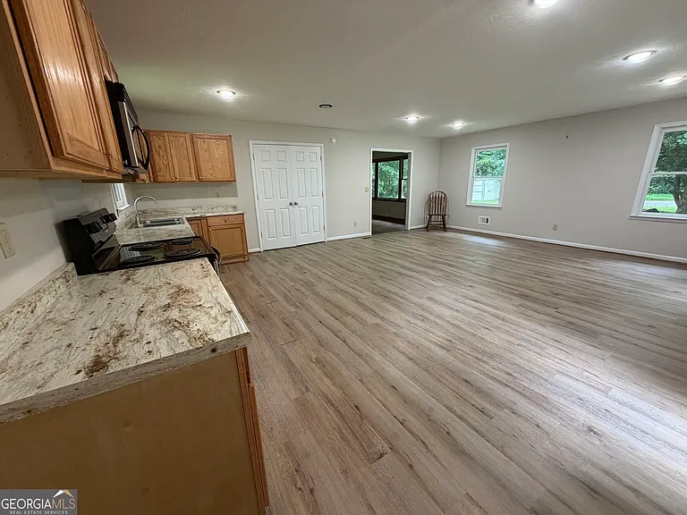 448 McBrayer Rd #B — Photo 8