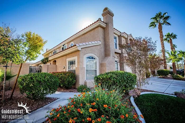 9656 Blue Calico Dr