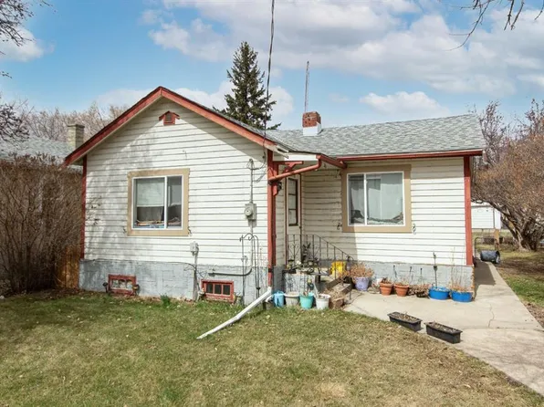 5118 S 37th St, Red Deer, AB T4N 0V8