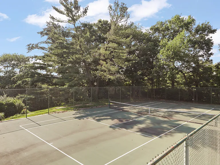 120 Roberts Ln #101 — Photo 22